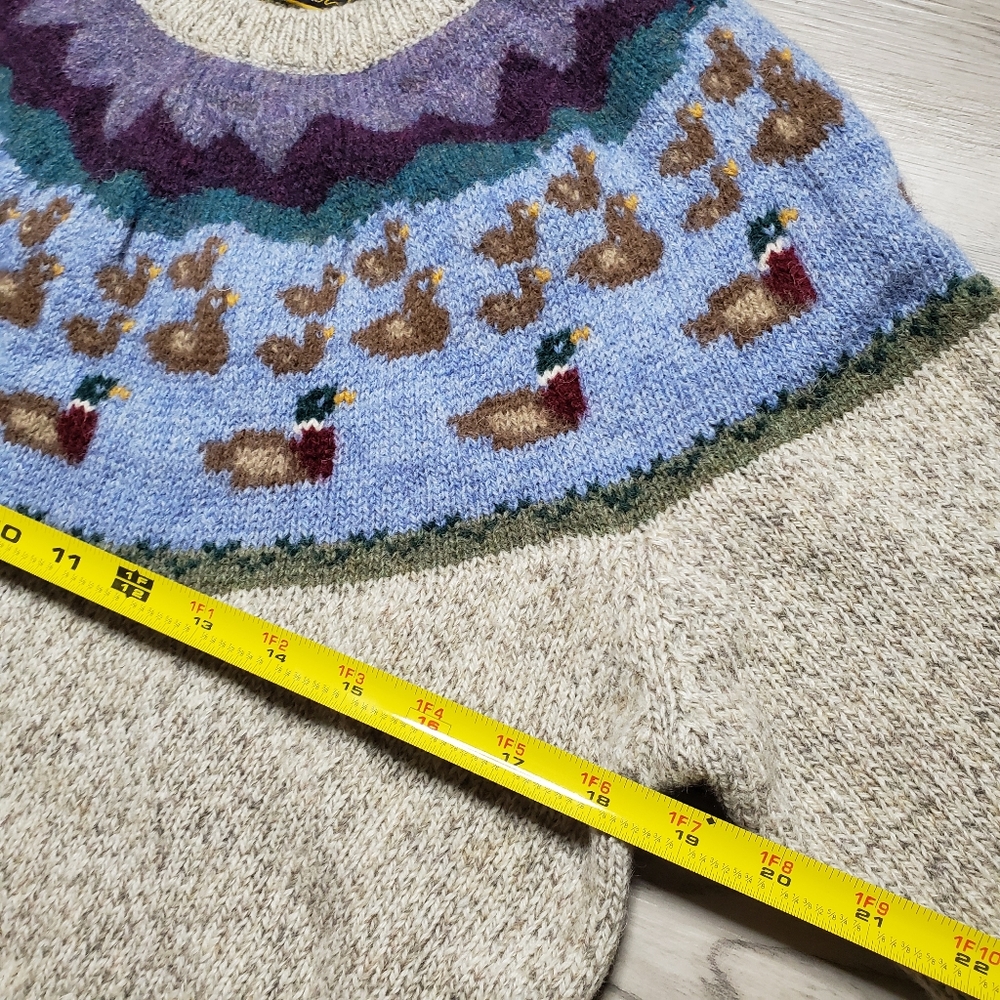 Women's Eddie Bauer Wool Blend Sweater Size Medium - Picture 4 of 5
